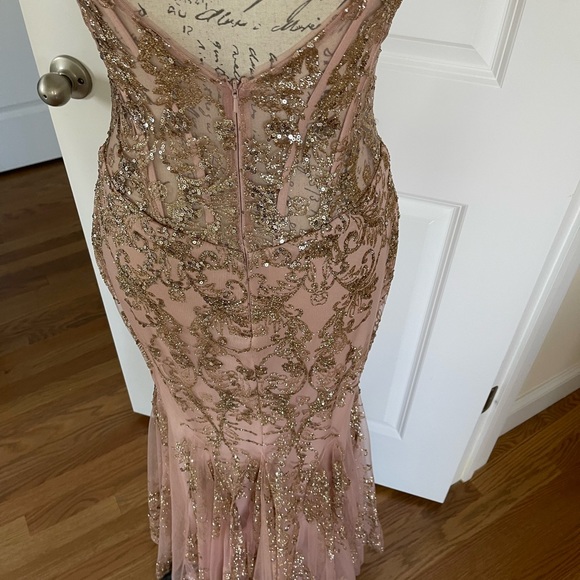 Rose sequins gown, corset top, low cut back, size 4, worn once. - Picture 5 of 5